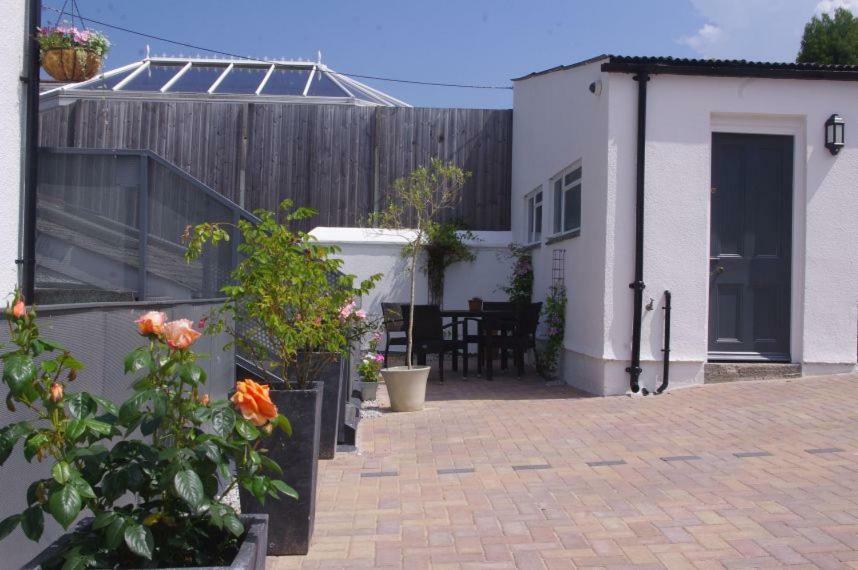 ترورو Cliftons Guest House المظهر الخارجي الصورة